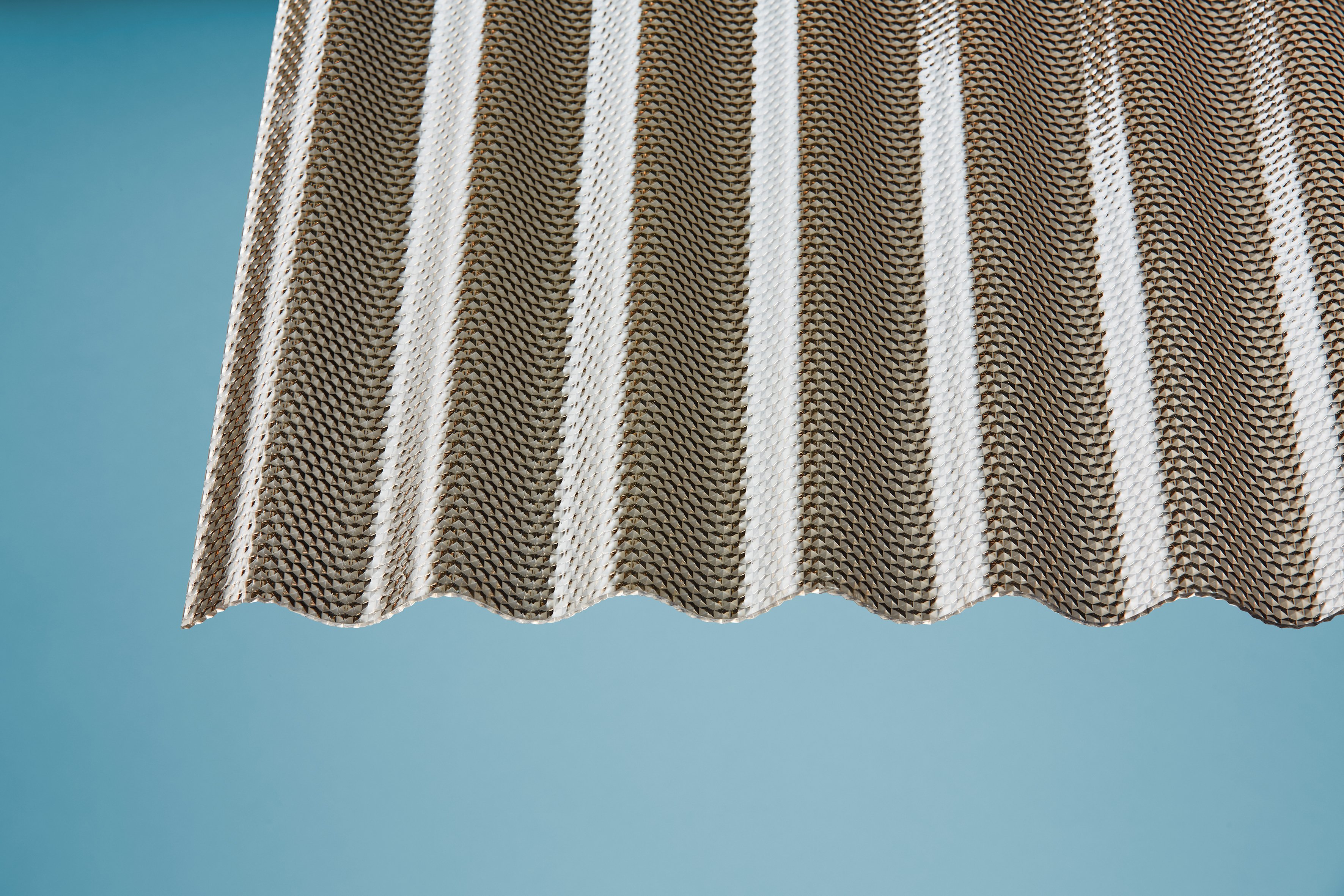 Polycarbonat Wellplatten Sinus 76/18 wabe bronce Polycarbonat Wellplatten Sinus 76/18 wabe bronce