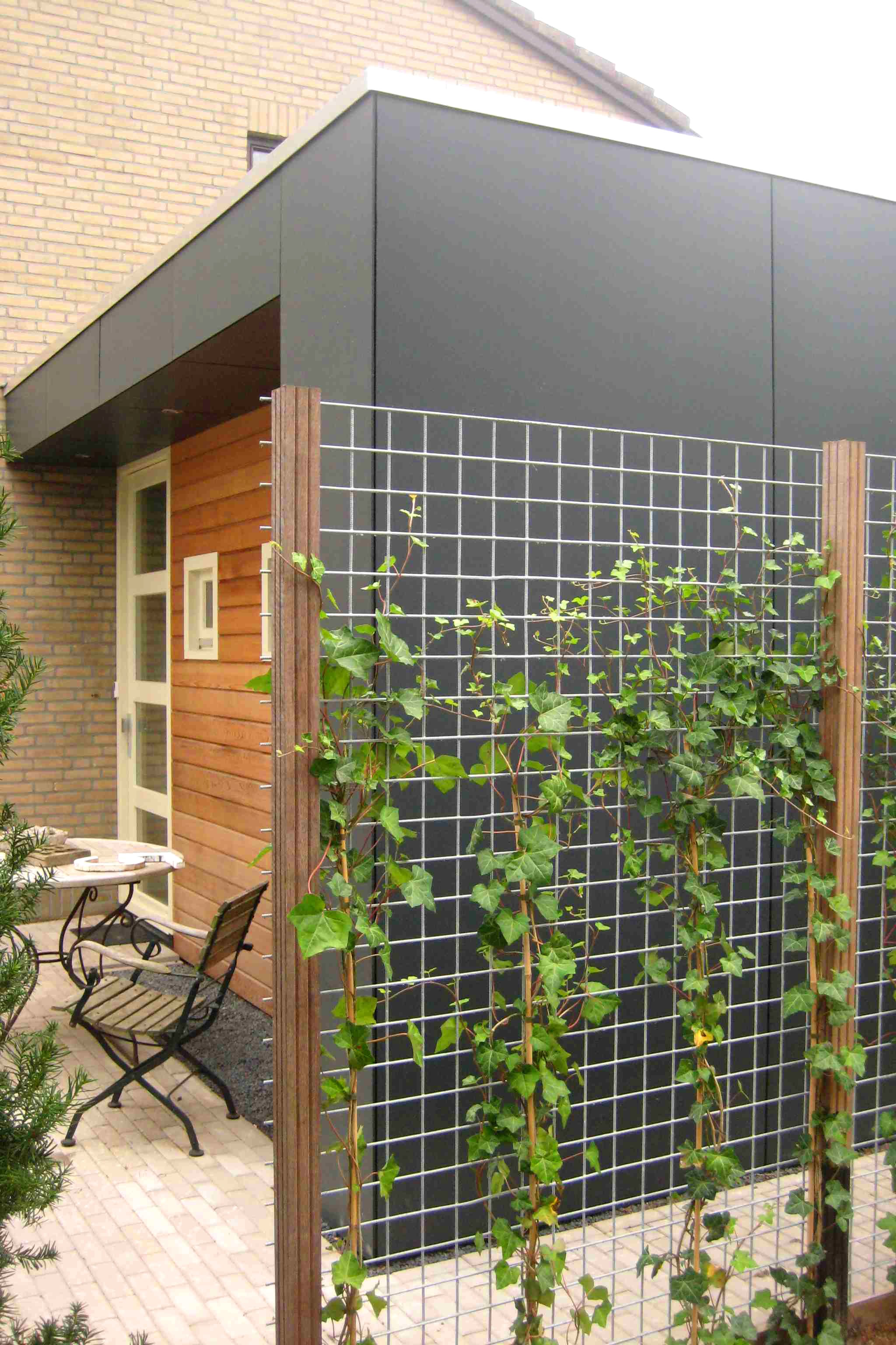 HPL Bau- und Fassadenplatte 6 mm anthrazit HPL Bau- und Fassadenplatte 6 mm anthrazit