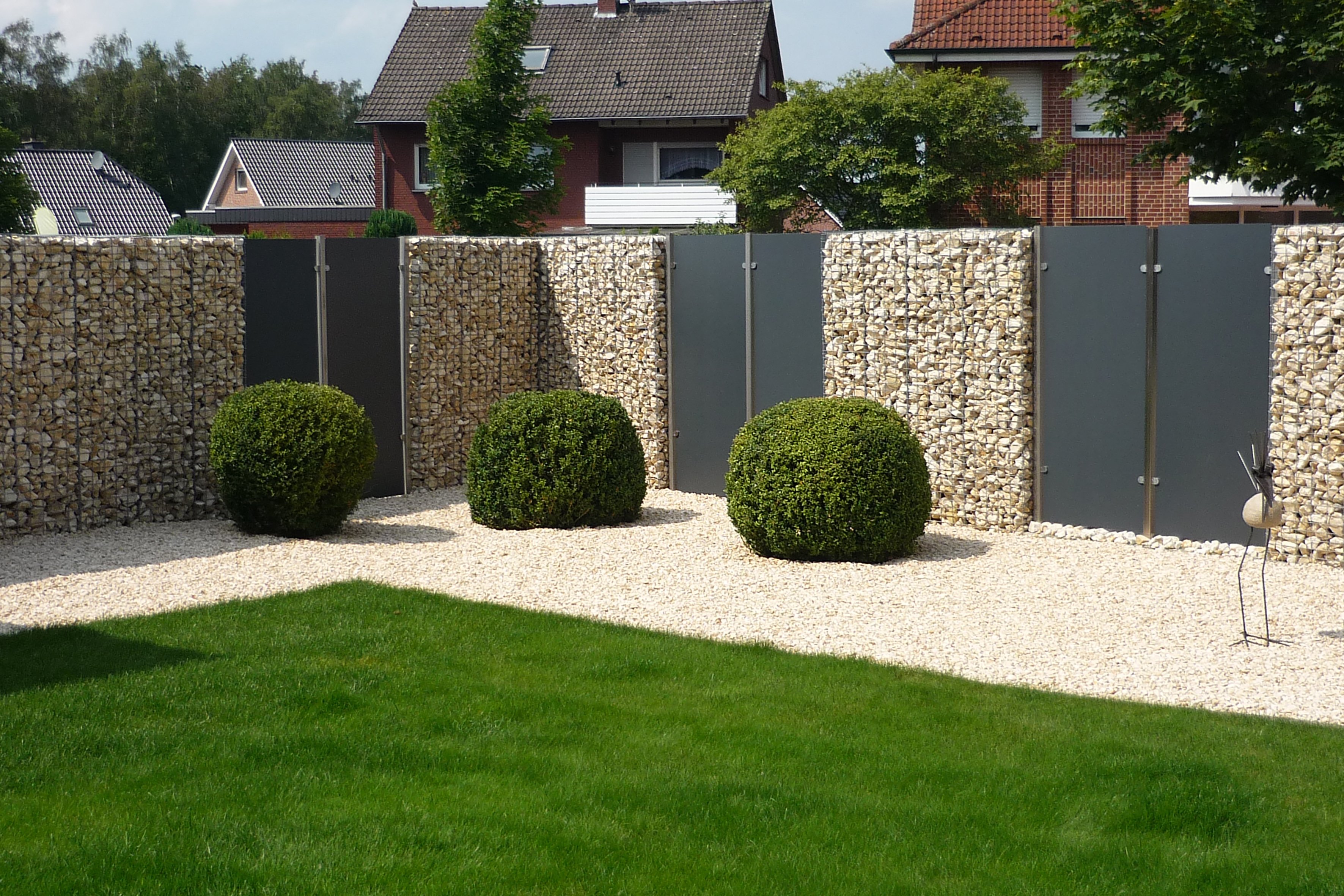 HPL Bau- und Fassadenplatte 6 mm anthrazit HPL Bau- und Fassadenplatte 6 mm anthrazit